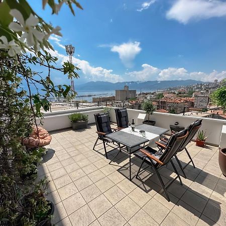 105M2 Penthouse Sea View Rijeka With Free Garage Parking Leilighet Eksteriør bilde