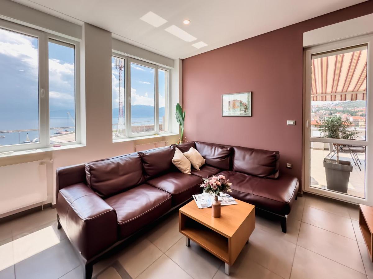 105M2 Penthouse Sea View Rijeka With Free Garage Parking Leilighet Eksteriør bilde